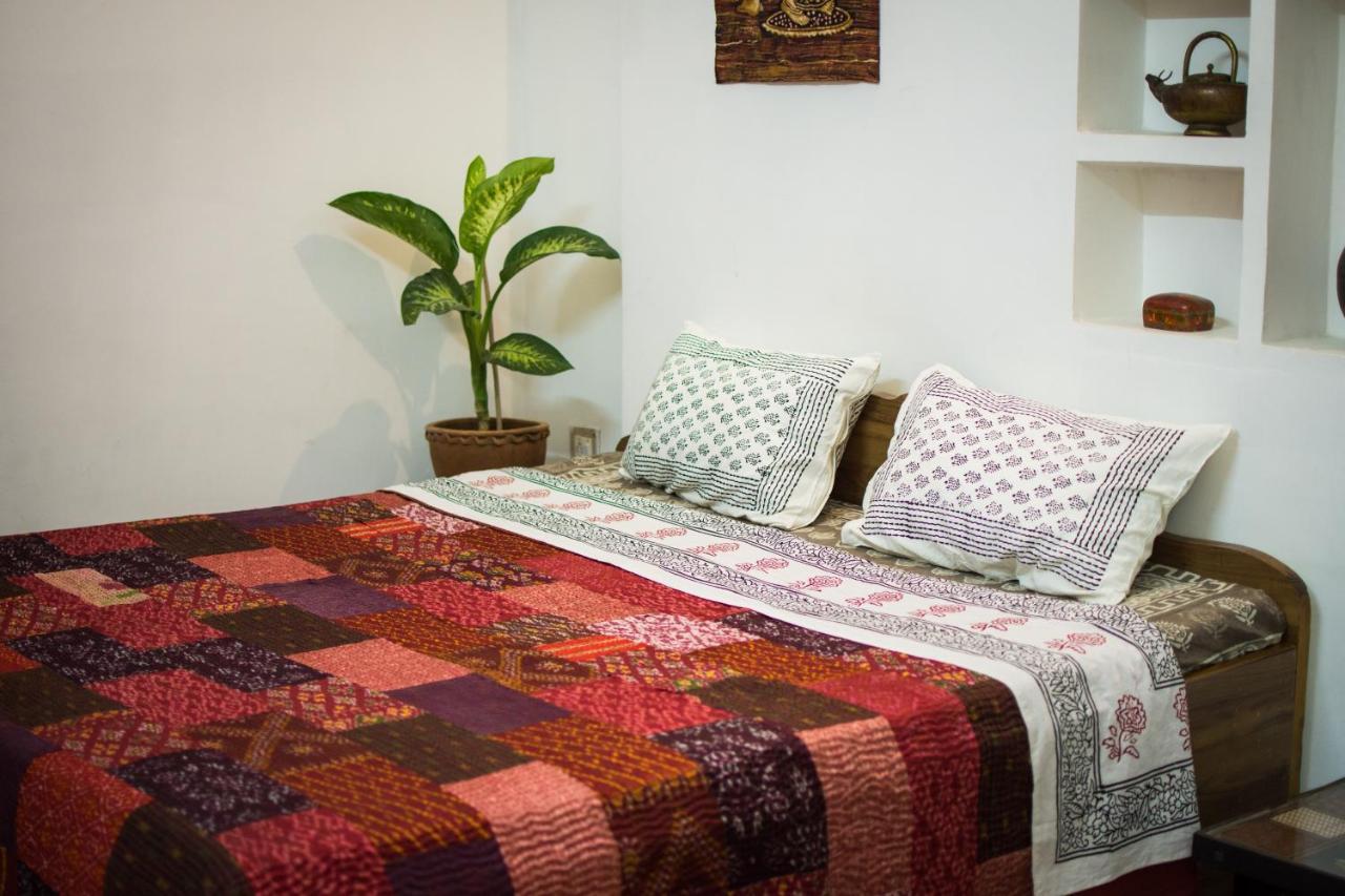 The Pathwalkers' Habitat Varanasi Exterior foto